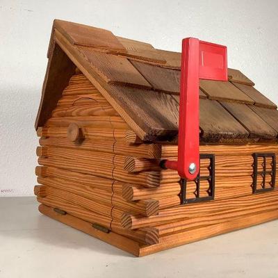 NIAB809 Wood Log Cabin, Mailbox	Wooden mailbox in miniature log cabin design. Measures approximately 17.5