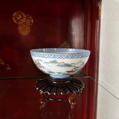 thin porcelain bowl 