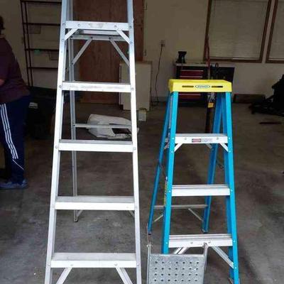 4 Ft Werner Ladder & 5.5 Ft Metal Ladder With Painters Attachment
