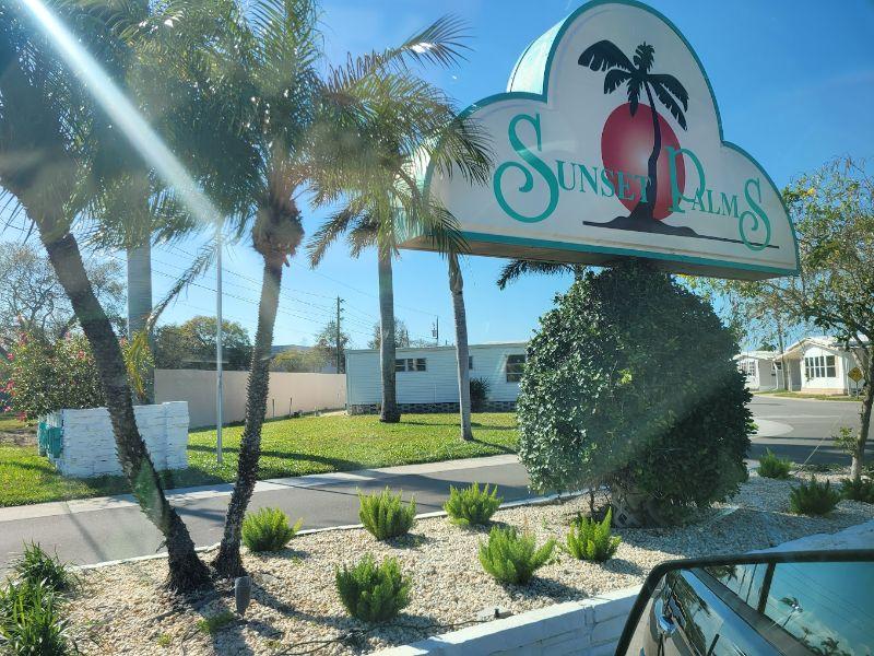 Estate Sale in Sunset Palms, Pinellas Park, FL