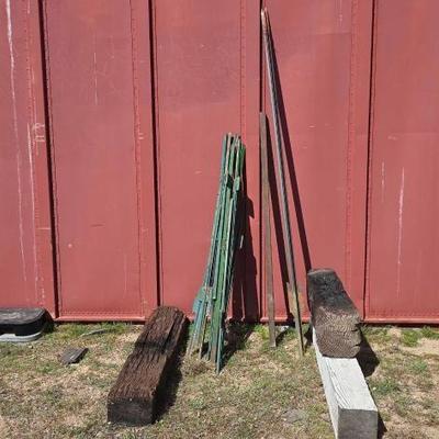 #4546 â€¢ Fence Stakes and Three Railroad Ties
