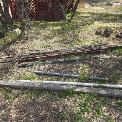 #2602 â€¢ Fence Stakes
