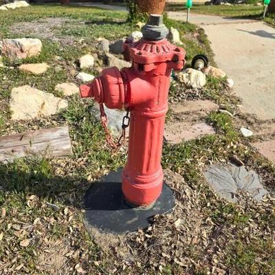 #1388 • Vintage Fire Hydrant
