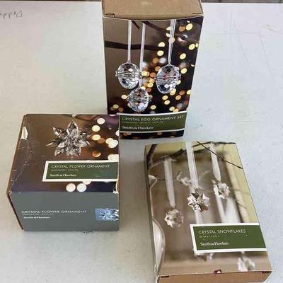 MHT003 - Set of Three Smith & Hawken Crystal Christmas Ornaments Sets
