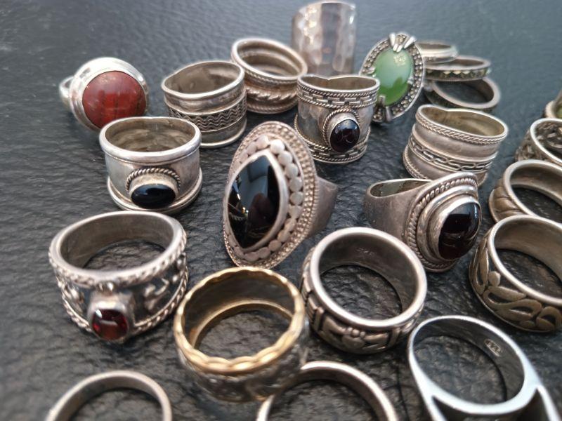 Willow Tree Estate Sales in Mays Landing