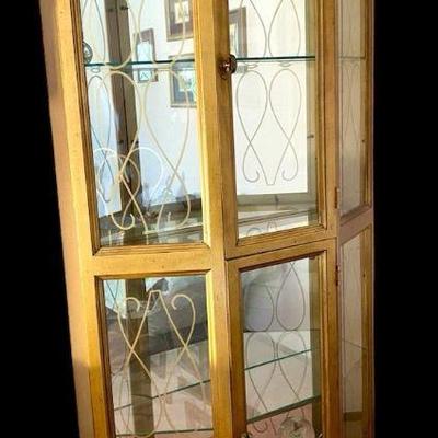 Gilded Gold Light Curio Display Cabinet * See Matching Cabinet Lot UP5709
