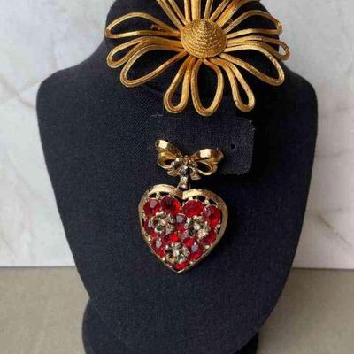 Vintage Gold Tone Brooches * Large Coro Daisy Design * Red Glass Ribbon With Heart Pendant Brooch
