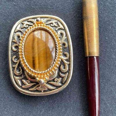 Belt Buckle With Tigers Eye * Ever Sharpe Fountain Pen With Possible Gold Tip * Razor
