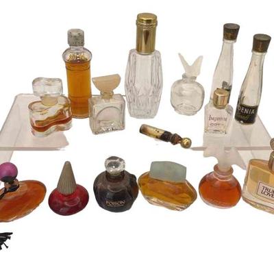 Tiny Vintage And Newer Perfume Bottles * Perfumes
