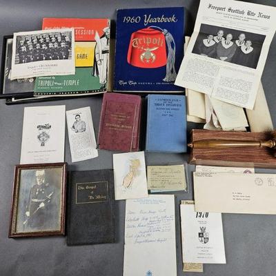 Lot 90 | Masonic Books and Personal Ephemera