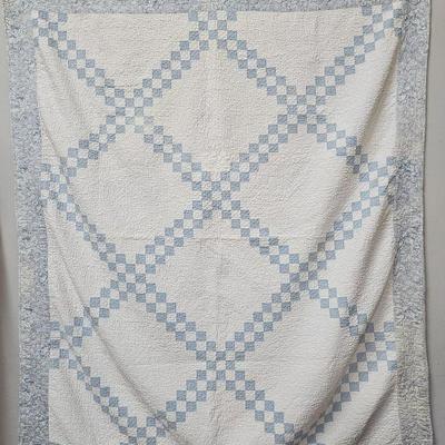Lot 404 | Vintage Handmade Quilt