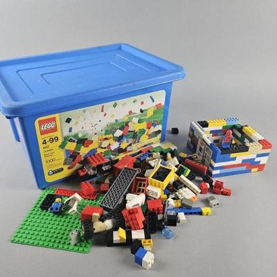 Lot 243 | Vintage 1000 Pieces Lego Bin