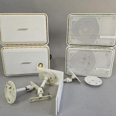 Lot 402 | 2 Pairs of Bose Speakers