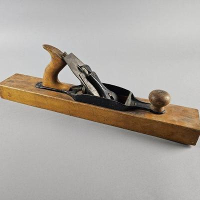 Lot 225 | Vintage Bailey Stanley Transitional Wood Plane
