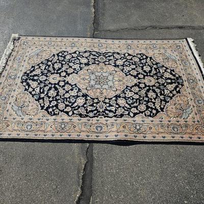 Lot 391 | Vintage Hand-knotted Persian Rug