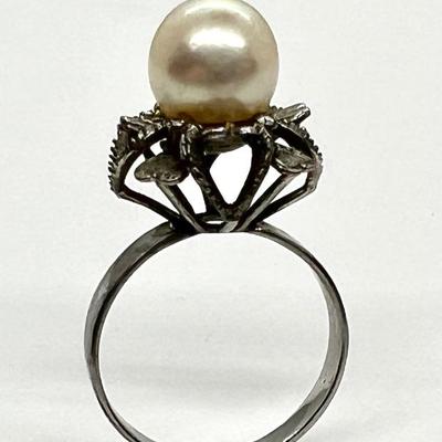 #53 â€¢ Vintage 18K White Gold Pearl Ring in Raised Setting - Size 6-1/4
