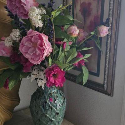 Floral arrangement $12.50 after discount 