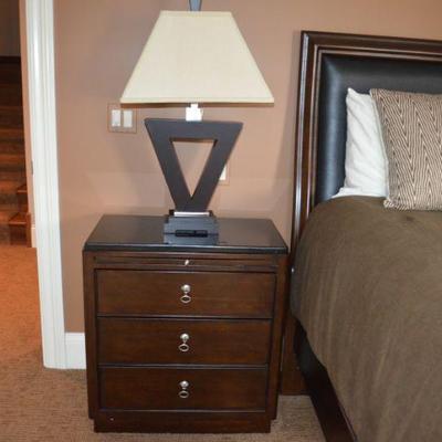 Kincaid Granit Top Bedside Chest  