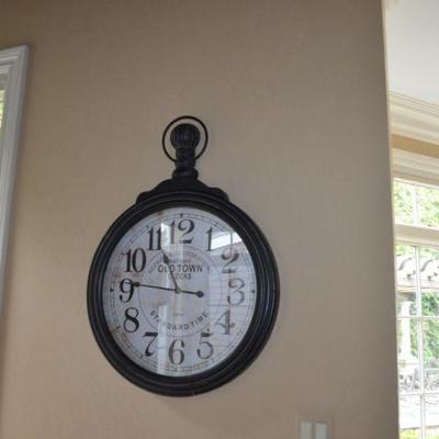 Battery Operated Wall Clock 