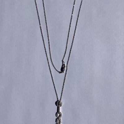 Antique-like style 14k White Gold Necklace with Drop Dangle Pendent and 0.35 Carat Diamond
