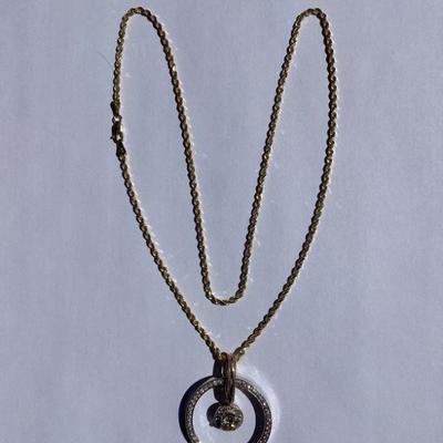 14K Gold Necklace with Circle Pendent and Round Cut Diamond
