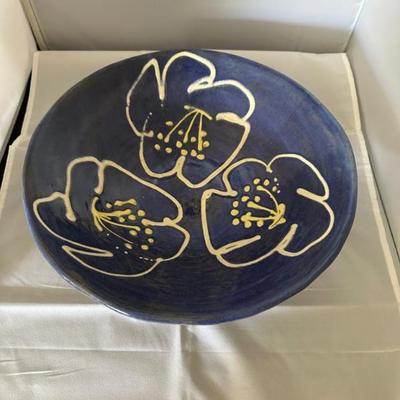 BUY IT NOW! $16 EARTHWORKS 10.25" handmade decorative pottery bowl. Artist-signed. Barbados.