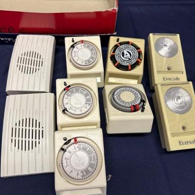 BUY IT NOW ELECTRONICS GROUP Timers ETC $5