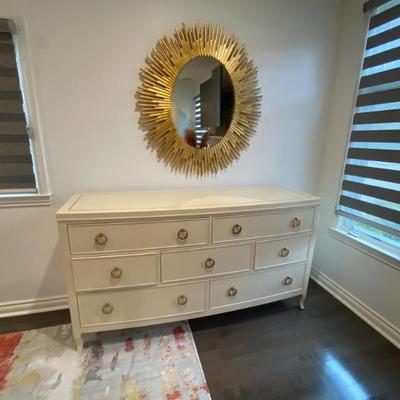 Bernardt Dresser 68x20x37 $1100
