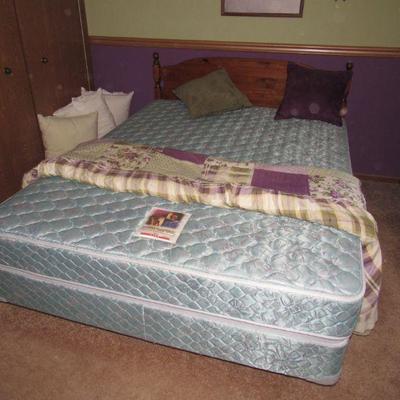 Twin bed & matress