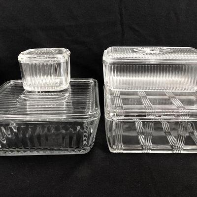 DILA101 Vintage Refrigerator Lidded Dishes	Four clear total. Two larger square dishes
