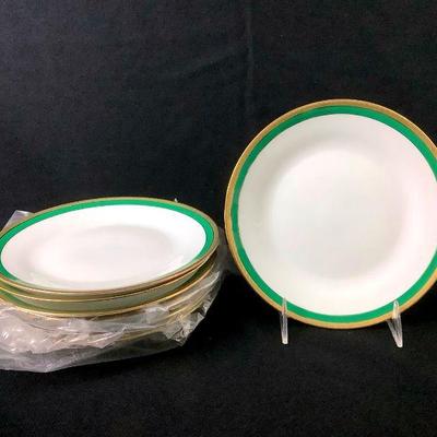 DILA212 Richard Ginori Palemo Green Gold Rim Salad Plates	7 total plates, made in Italy, 3 are still in original packaging.Â 
