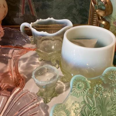 Vaseline glass