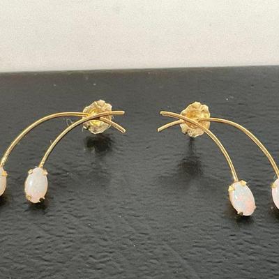 14K/Opal earrings