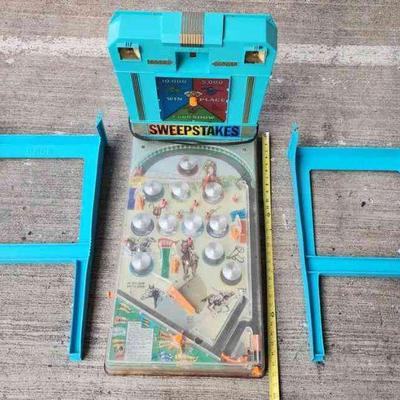 MIM020 - Vintage Sweepstakes Electric Pinball Game