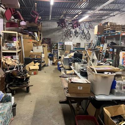Estate sale photo