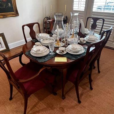 Mahogany Queen Anne Dining Set, Portmeiron China, Waterford