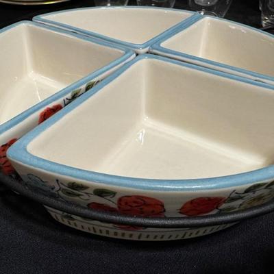 Divided serving dish