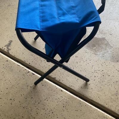 New - Folding Bag Chair prefect for Picnic's, Fishing, Camping & Hiking 