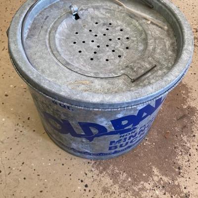 Vintage Metal Blue Old Pal Minnow 8qt Bucket