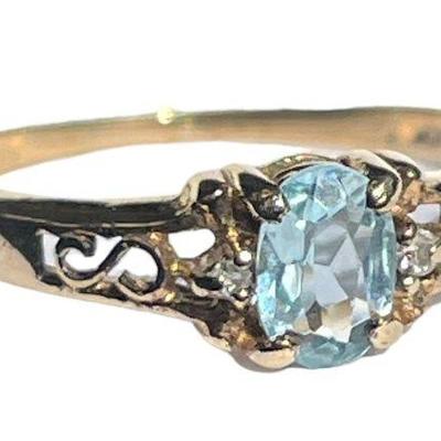 Vintage 14k Gold, Aquamarine, Diamond Ring
