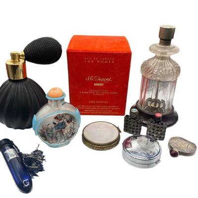 Collection Vintage Perfume Bottles & Mini Compacts

