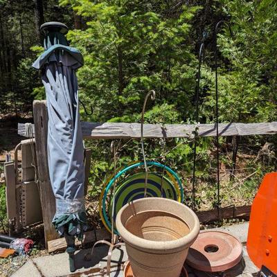 Yard sale photo in Nevada City, CA