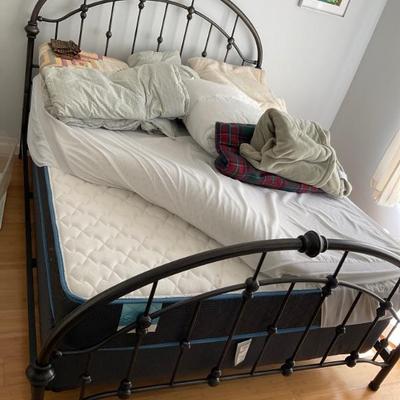 LIKE NEW Queen bed/mattress/frame COMPLETE  