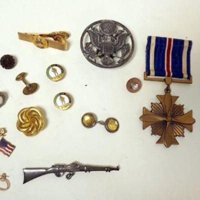 1286	MENS JEWELRY LOT INCLUDING MEDALS, WADSWORTH STERLING BELT BUCKLE, 10K SERVICE TIE CLIP, BUTTONS AND MORE
