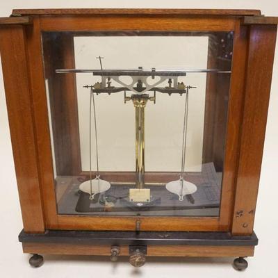 1072	ANTIQUE LABORATORY BALANCE SCALE, VOLAND & SONS IN MAHOGANY CASE, NEW ROCHELLE N.Y., APPROXIMATELY 9 1/2 IN X 16 1/2 IN X 18 IN H
