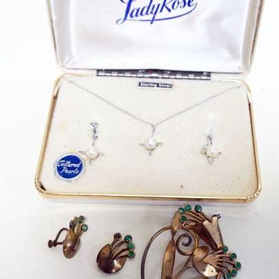1287	VINTAGE STEERLING SILVER LADY ROSE PEARL SET AND VINTAGE PIN AND EARRING SET, STONE DETACHED ON PIN BUT PRESENT
