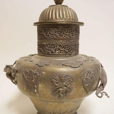 1011	LARGE BRASS THAI COVERED URN WITH APPLIED DRAGONS, APPROXIMATELY 19 IN H
