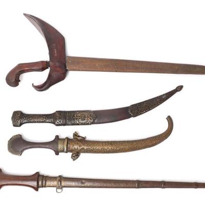 Assorted lot of Daggers