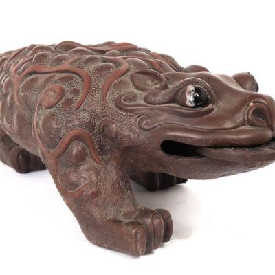 Large Chinese Money Toad w/Porcelain Coin