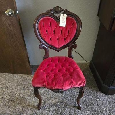 #1600 â€¢ Vintage Heart Back Side Chair
